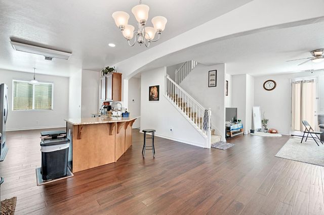 4421 W Pinsapo Drive, Fresno, CA 93722