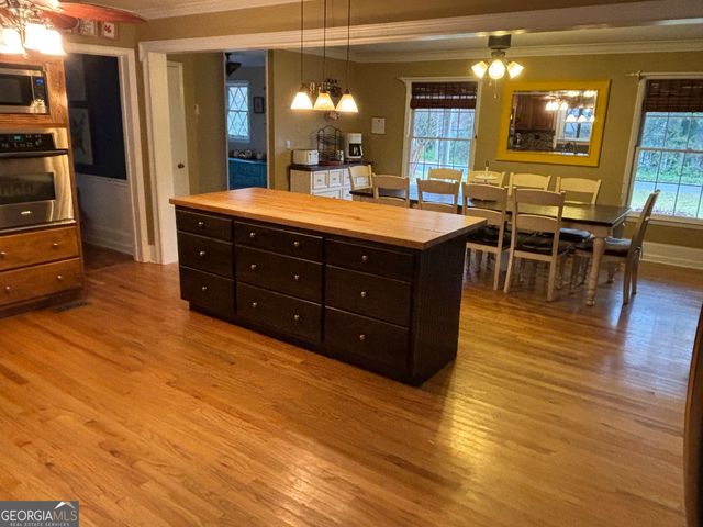 644 Brook Circle, Griffin, GA 30224