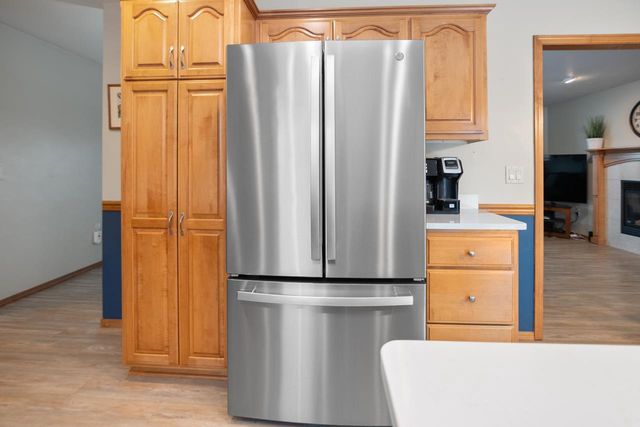 5093 SNAPDRAGON CIRCLE, Little Suamico, WI 54141