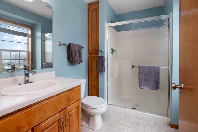 5093 SNAPDRAGON CIRCLE, Little Suamico, WI 54141