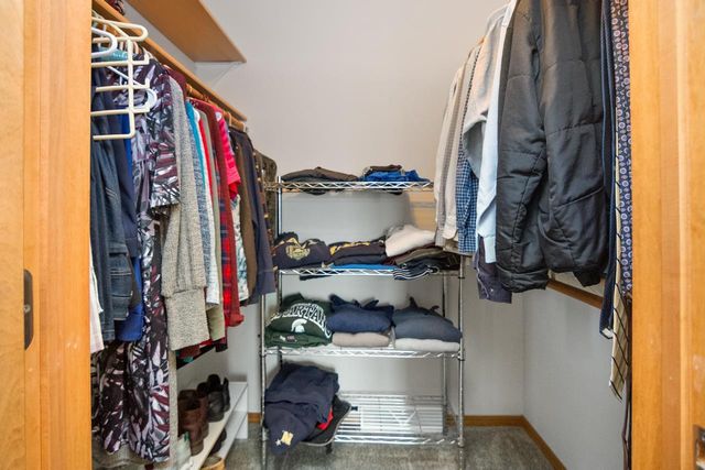 5093 SNAPDRAGON CIRCLE, Little Suamico, WI 54141