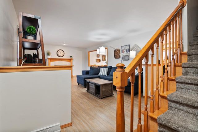 5093 SNAPDRAGON CIRCLE, Little Suamico, WI 54141