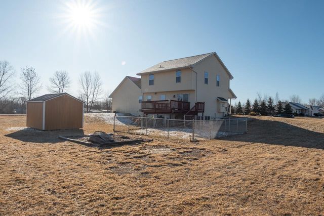 5093 SNAPDRAGON CIRCLE, Little Suamico, WI 54141
