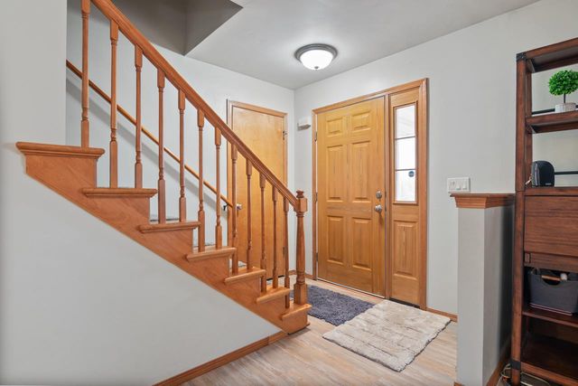 5093 SNAPDRAGON CIRCLE, Little Suamico, WI 54141