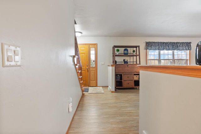 5093 SNAPDRAGON CIRCLE, Little Suamico, WI 54141