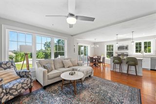 1218 Hazelwood 1218, Clinton, MA 01510