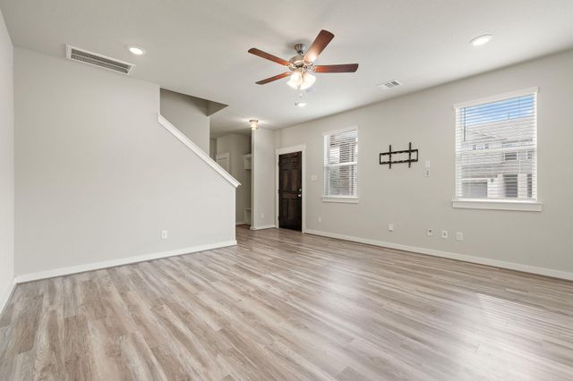 17200 Leafroller DR A, Pflugerville, TX 78660