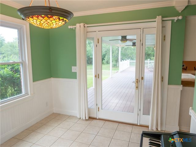 403 Oakside Drive, Victoria, TX 77905