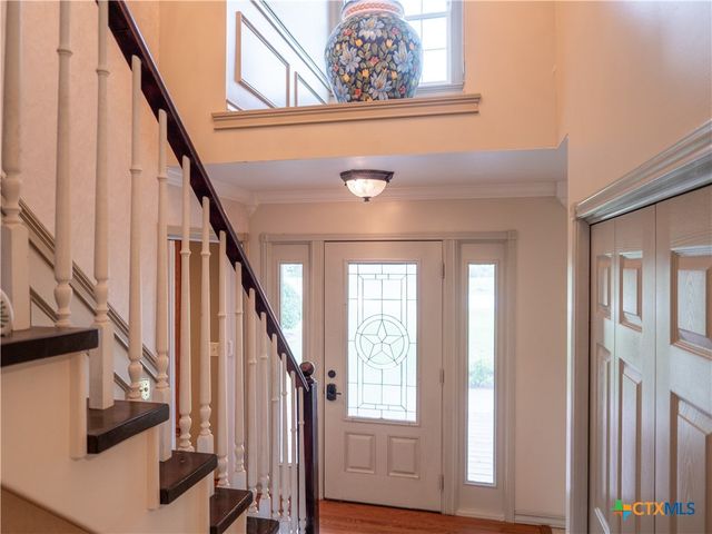 403 Oakside Drive, Victoria, TX 77905