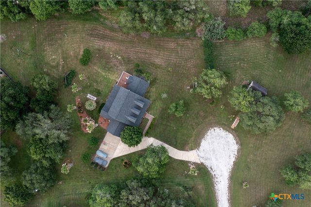 403 Oakside Drive, Victoria, TX 77905