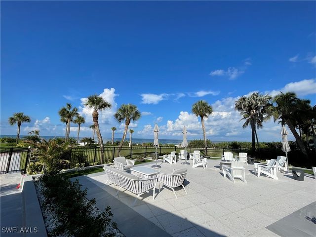 4041 Gulf Shore BLVD N 105, Naples, FL 34103