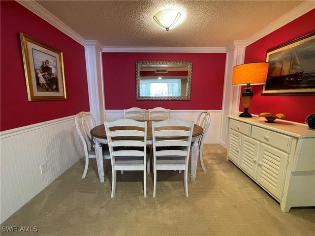 4041 Gulf Shore BLVD N 105, Naples, FL 34103