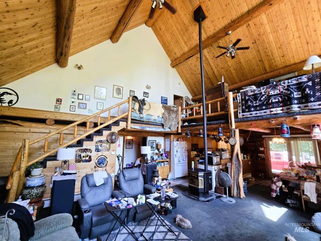 68 Panorama Dr, Lenore, ID 83541