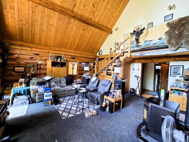 68 Panorama Dr, Lenore, ID 83541