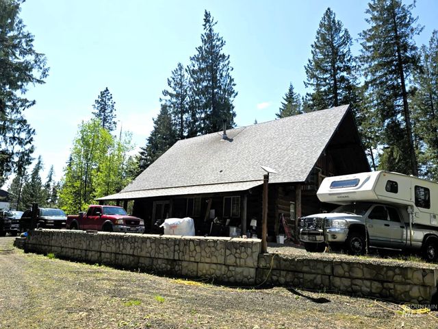 68 Panorama Dr, Lenore, ID 83541