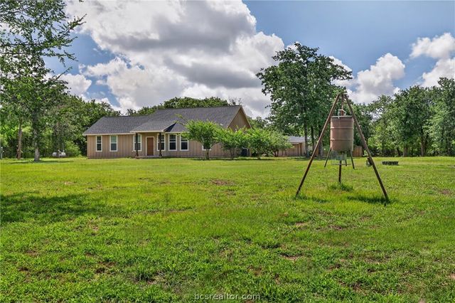 1872 Morgan Lane, Franklin, TX 77856