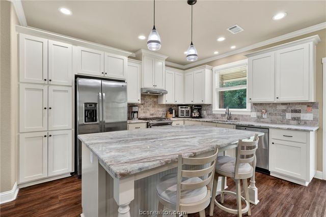 1872 Morgan Lane, Franklin, TX 77856