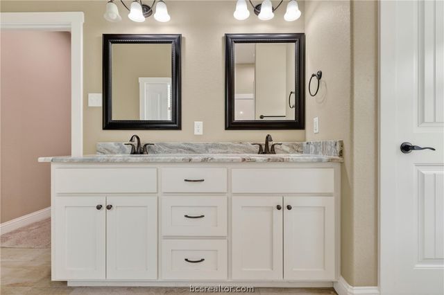 1872 Morgan Lane, Franklin, TX 77856