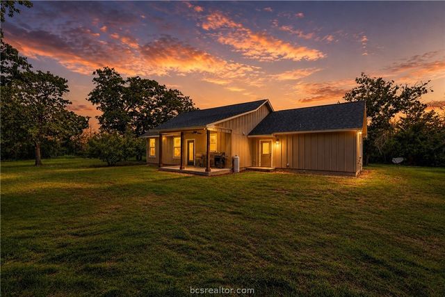 1872 Morgan Lane, Franklin, TX 77856