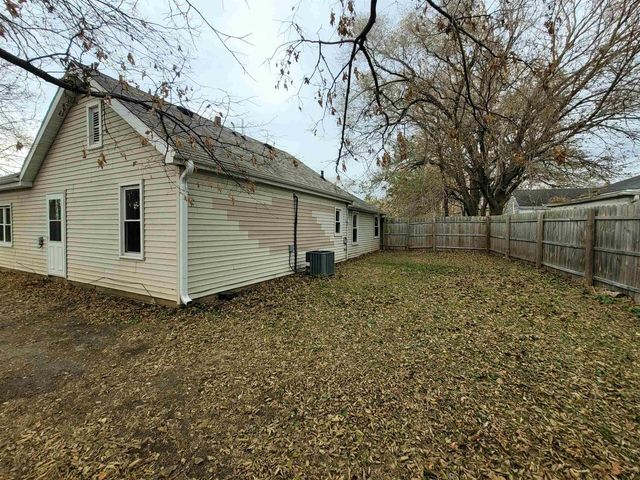 1517 Vine Street, Beloit, WI 53511