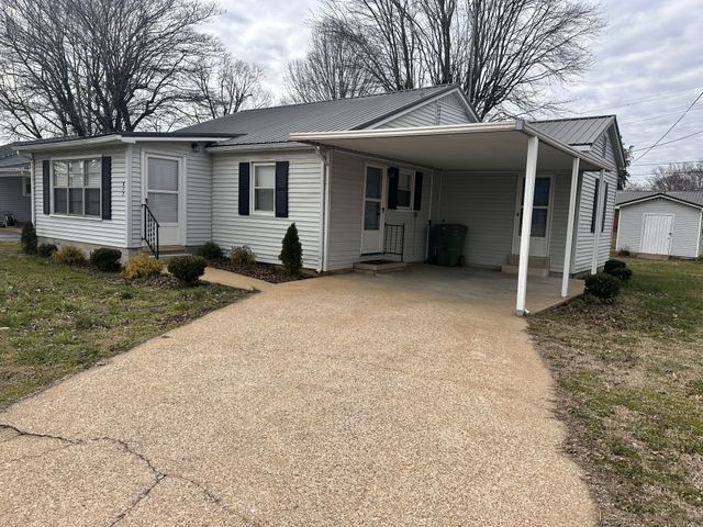 813 N Military Ave, Lawrenceburg, TN 38464