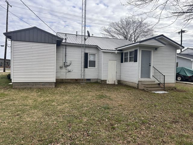 813 N Military Ave, Lawrenceburg, TN 38464