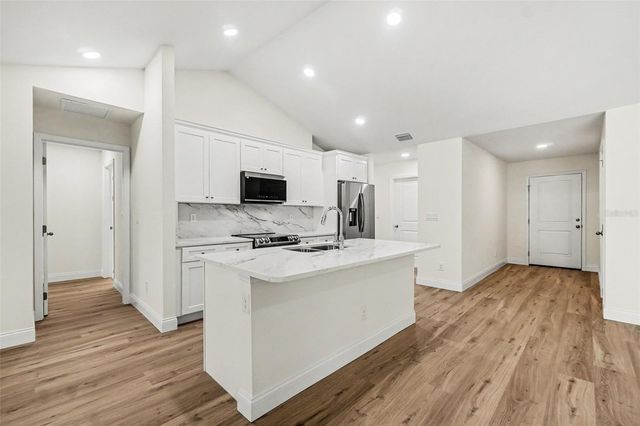 5392 CILLETTE AVENUE, North Port, FL 34288