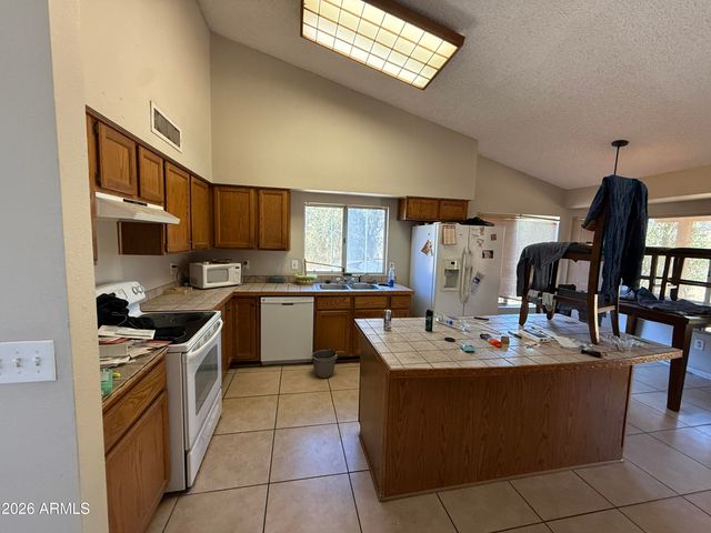 15265 N 62ND Avenue, Glendale, AZ 85306
