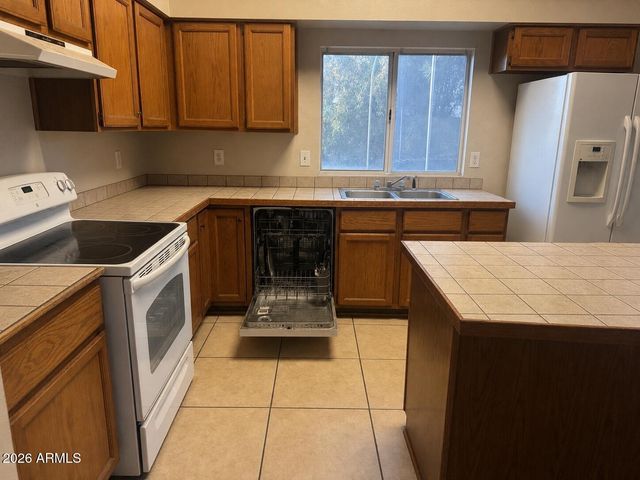 15265 N 62ND Avenue, Glendale, AZ 85306