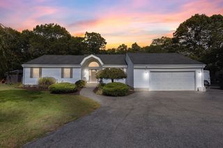 50 Dexter Ave, Seekonk, MA 02771
