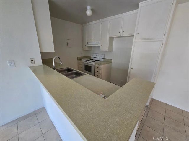 2501 W Sunflower F4, Santa Ana, CA 92704