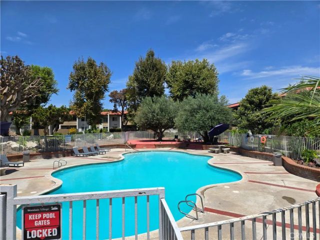 2501 W Sunflower F4, Santa Ana, CA 92704