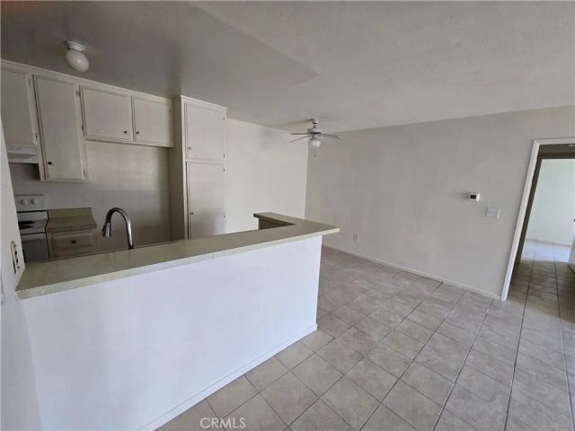 2501 W Sunflower F4, Santa Ana, CA 92704