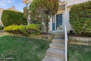 1115 Roseberry Court, Morganville, NJ 07751