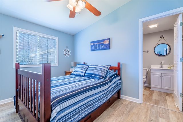 1230 Melton Road 14, West Union, SC 29696