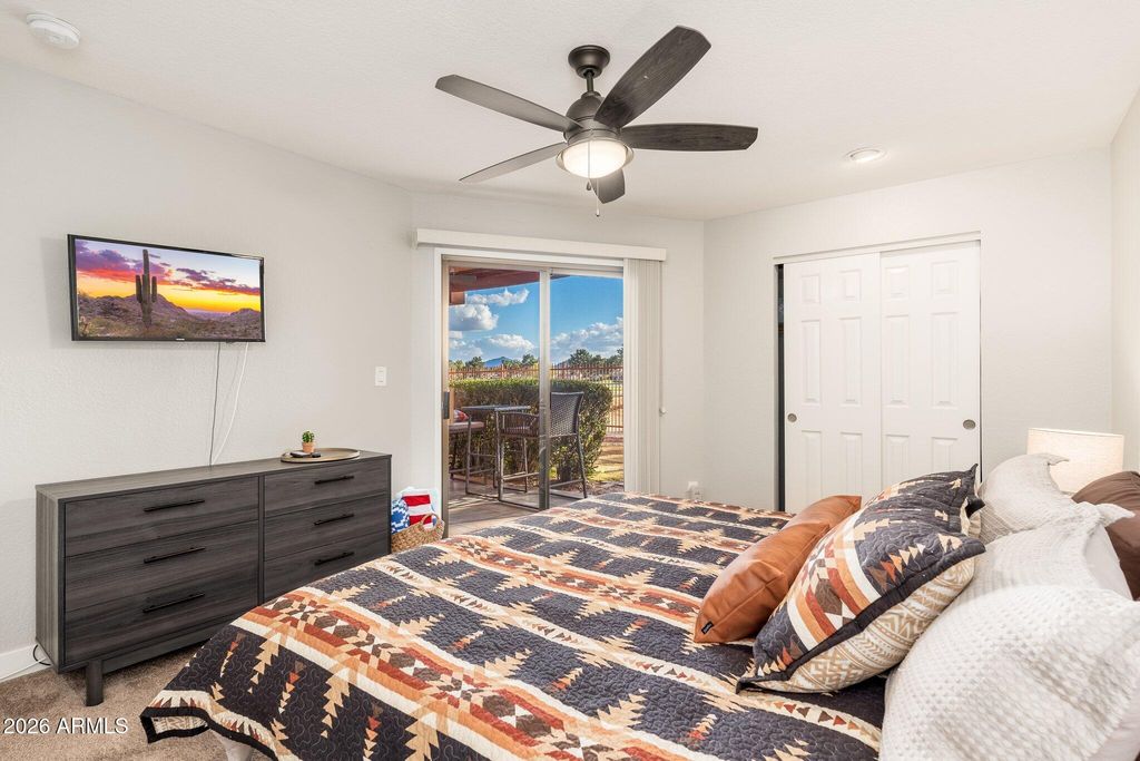 Image 23 of property listing at 12212 N Paradise Village Parkway S 129, Phoenix, AZ 85032