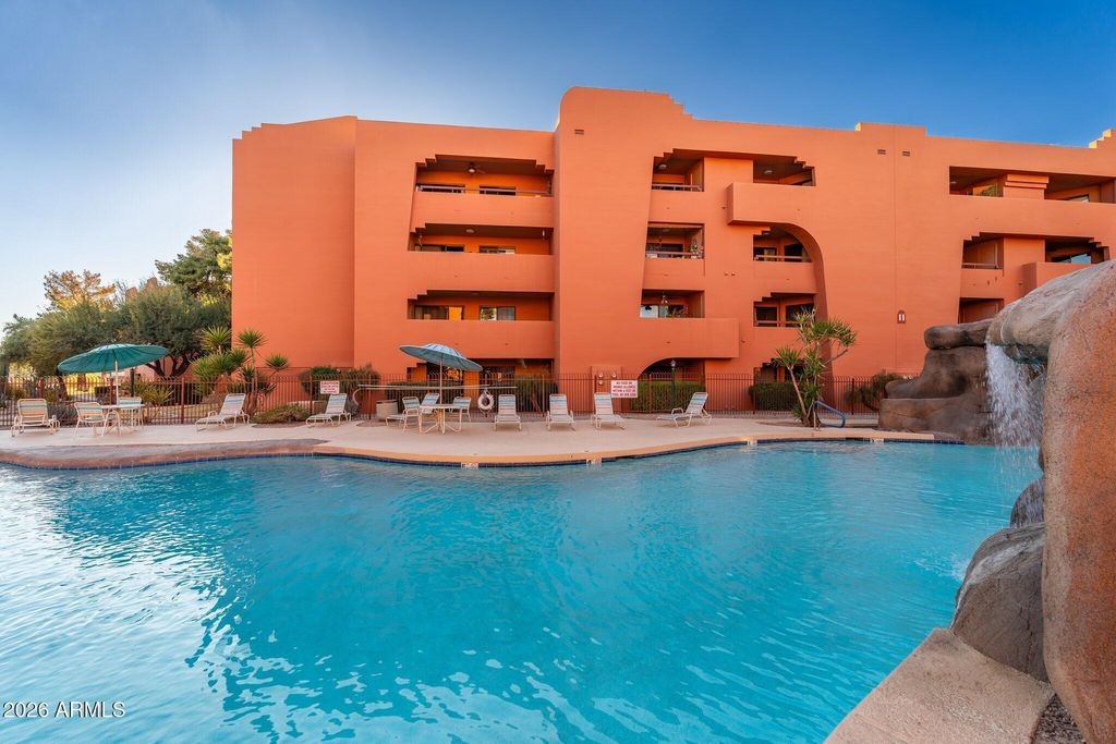 Image 47 of property listing at 12212 N Paradise Village Parkway S 129, Phoenix, AZ 85032