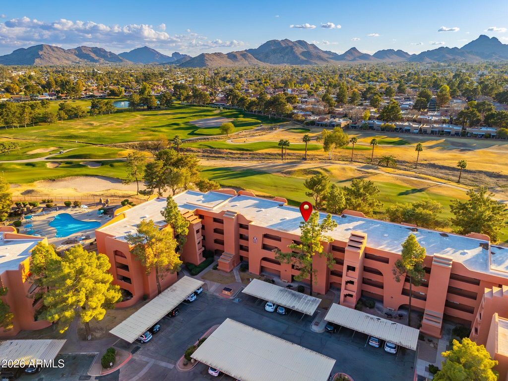 Image 54 of property listing at 12212 N Paradise Village Parkway S 129, Phoenix, AZ 85032