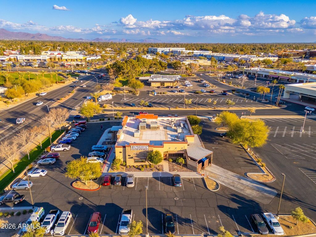 Image 69 of property listing at 12212 N Paradise Village Parkway S 129, Phoenix, AZ 85032