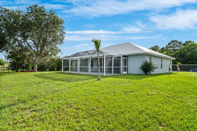 2367 SE Rock Springs Drive, Port St. Lucie, FL 34952