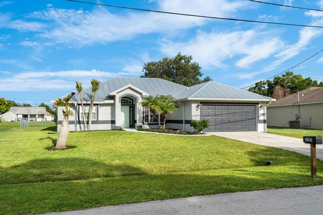 2367 SE Rock Springs Drive, Port St. Lucie, FL 34952