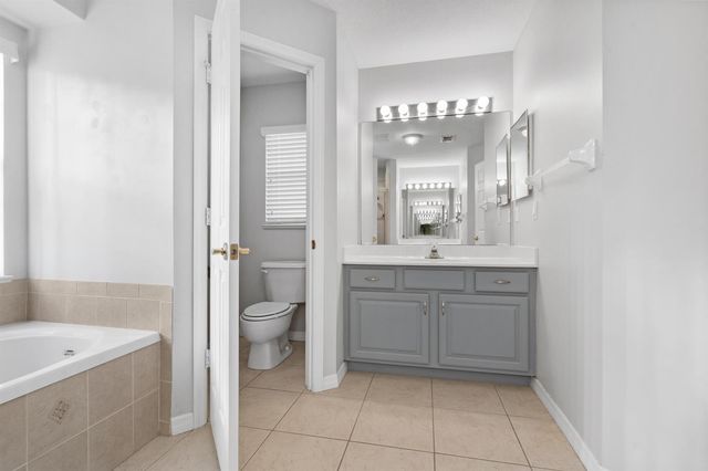 2367 SE Rock Springs Drive, Port St. Lucie, FL 34952