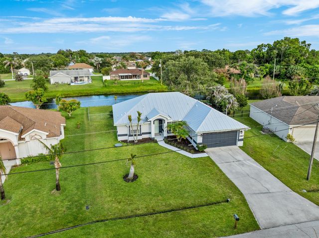 2367 SE Rock Springs Drive, Port St. Lucie, FL 34952