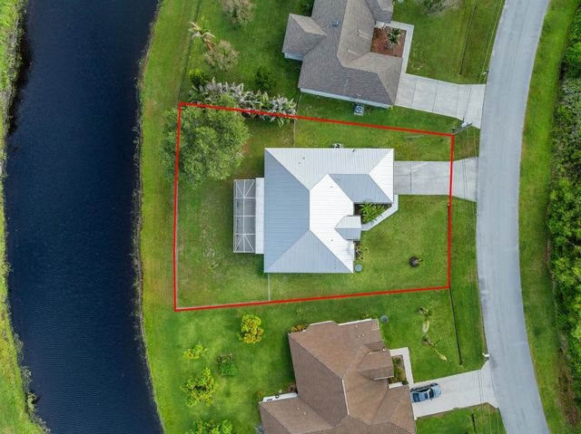 2367 SE Rock Springs Drive, Port St. Lucie, FL 34952