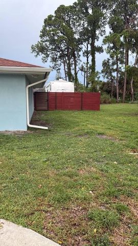 1681 SE FAIRFIELD Street, Port St. Lucie, Port St Lucie, FL 34983