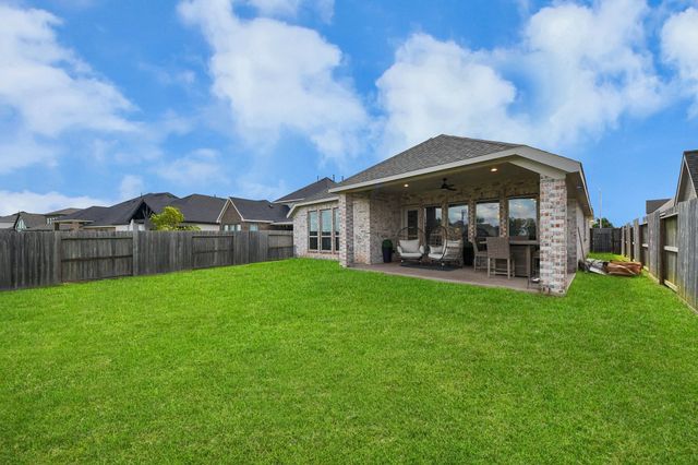 1711 Rustling Creek Drive, Missouri City, TX 77459