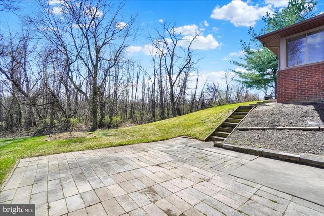 3745 STARVIEW DR, York, PA 17402