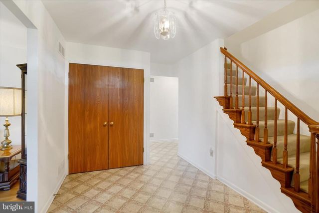 3745 STARVIEW DR, York, PA 17402