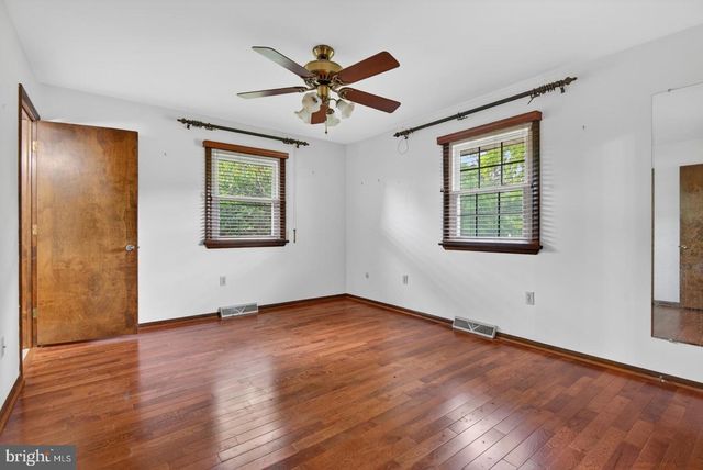 426 SIOUX DR, Mechanicsburg, PA 17050