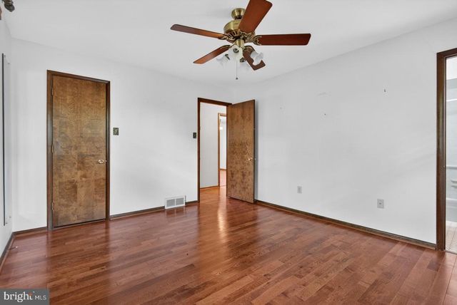 426 SIOUX DR, Mechanicsburg, PA 17050